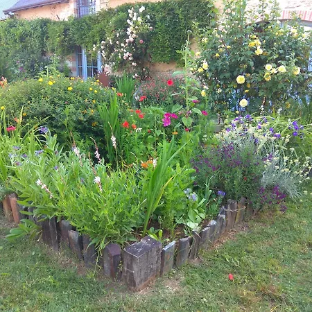 Eco-friendly House, Near Angers5 Bedrooms, 2 Bathrooms * Corze