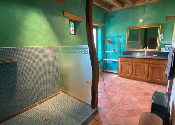 Eco-friendly House, Near Angers5 Bedrooms, 2 Bathrooms Corze