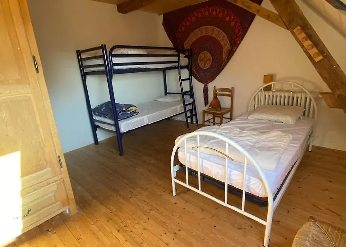 Semesterbostad Eco-friendly House, Near Angers5 Bedrooms, 2 Bathrooms